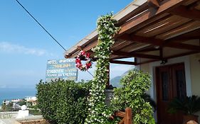 Thalina Hotel